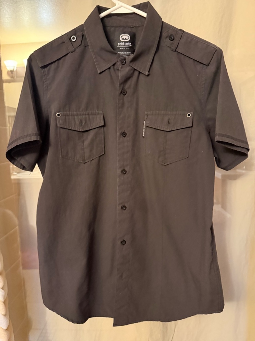 Ecko Unlimited Black Short Sleeve Button-Down Shirt